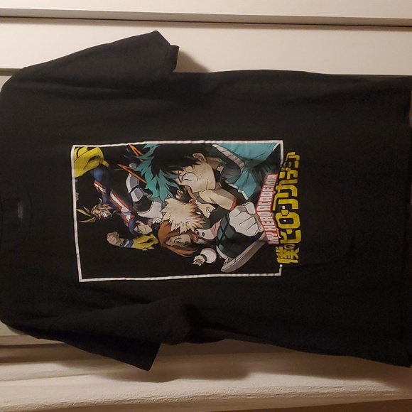 (3 For $20) My hero academia t-shirt - Picture 1 of 3